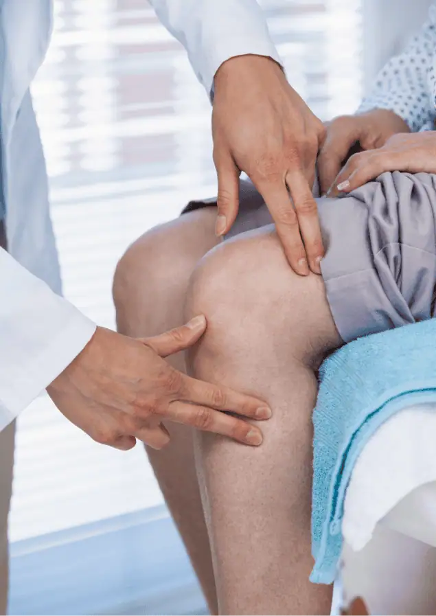 Paciente con dolor en la rodilla