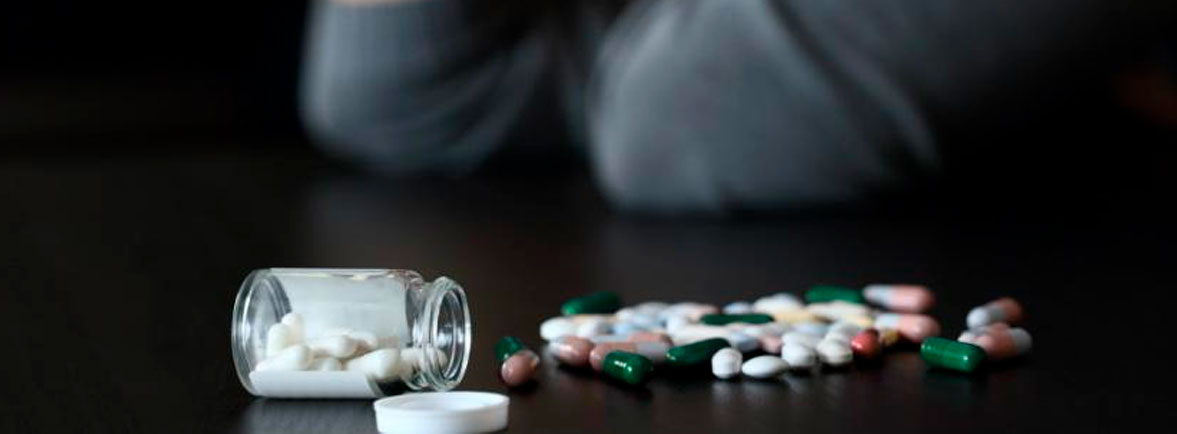 El Dolor Crónico - El Dolor Crónico: Cuando las personas presenciamos episodios de dolor, lo interpretamos como que nuestro sistema nervioso está dando señales de alerta, de que algo anda mal. Y en efecto, es así. El Dolor Crónico - Dr. Esteban Castro - Médico Traumatólogo Ortopédista | Cirugía de columna y articular